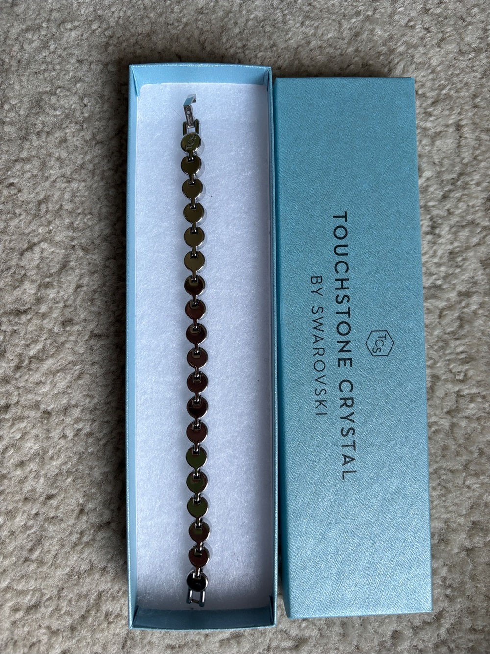 Touchstone Crystal Ice Disc Bracelet - Silver Setting